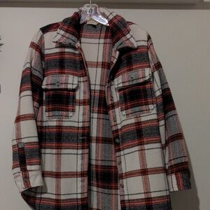 Women Size XS Universal Thread Red and Black Plaid Shacket
